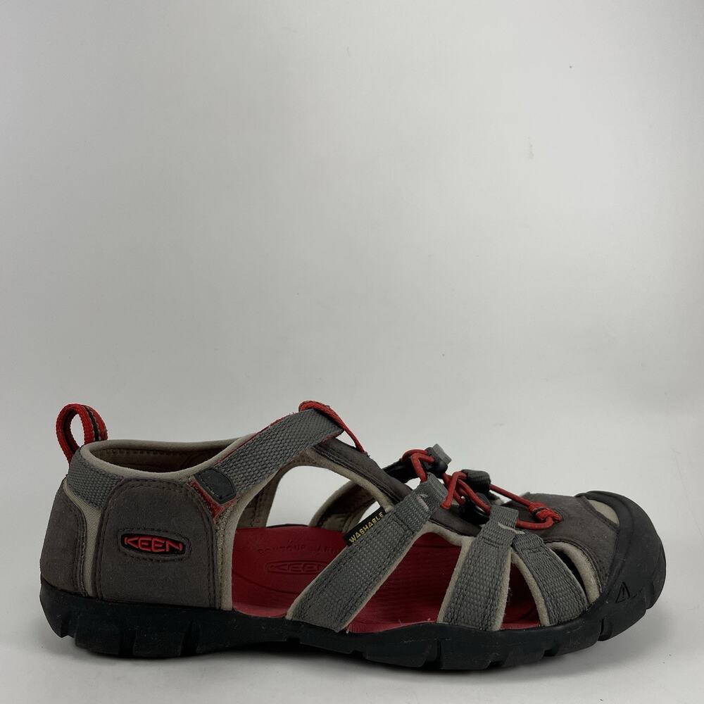 Keen Seacamp II CNX Youth Size 7 Gray/Red Closed Toe Hiking Water Sandals